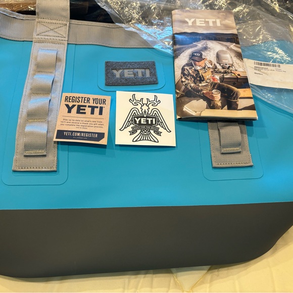 New Yeti Camino Carryall 35 all purpose bag. It’s beautiful reef blue. Must have - Picture 8 of 9